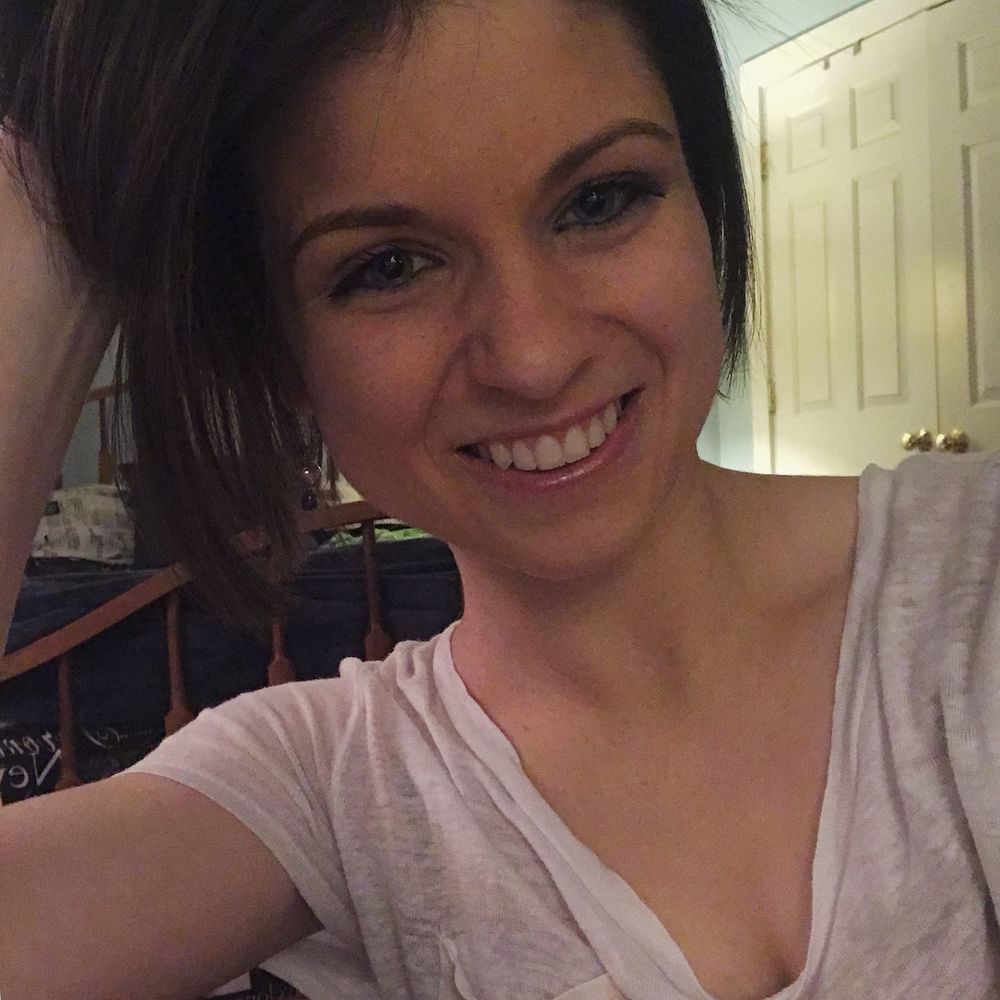 Meet your Posher, Ellyne
